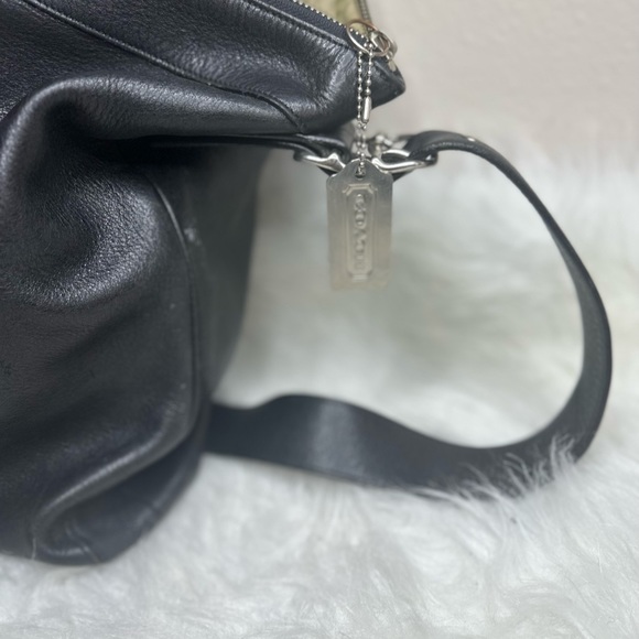 Designer Classic Coach Bag - Picture 3 of 5